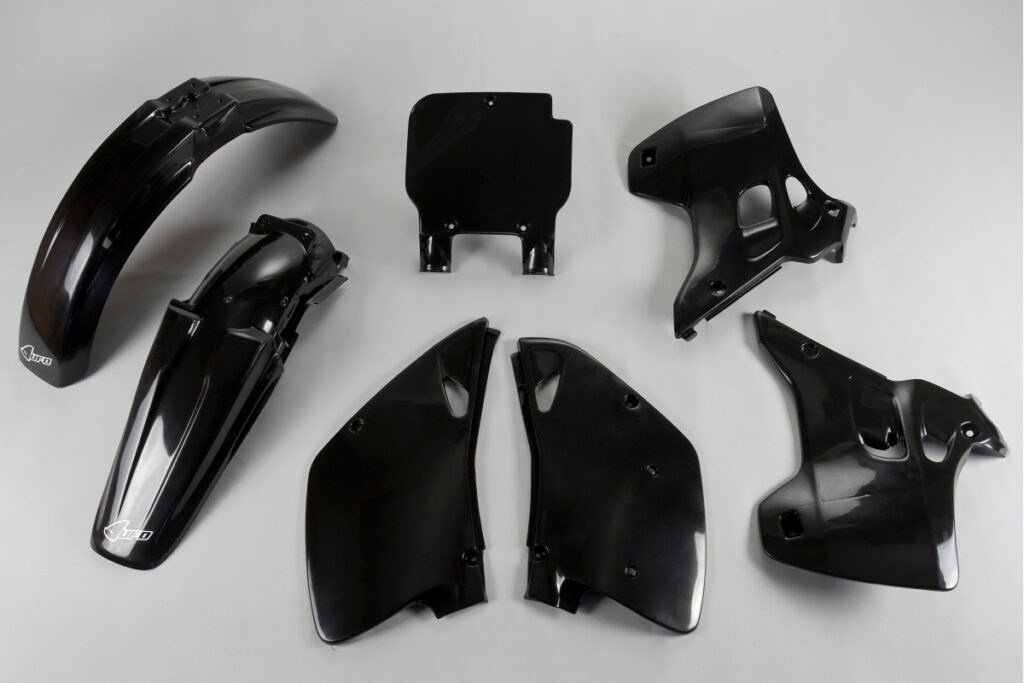 UFO plastic kit Zwart Kawasaki KX 125/250 93