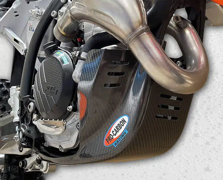 Pro Carbon blokbeschermer KTM SX-F 450 2023- & EXC-F 450/500 2024- & Husqvarna FC 450 2023- & FE 450/501 2024- & Gas Gas EC 450F/500F 2024-