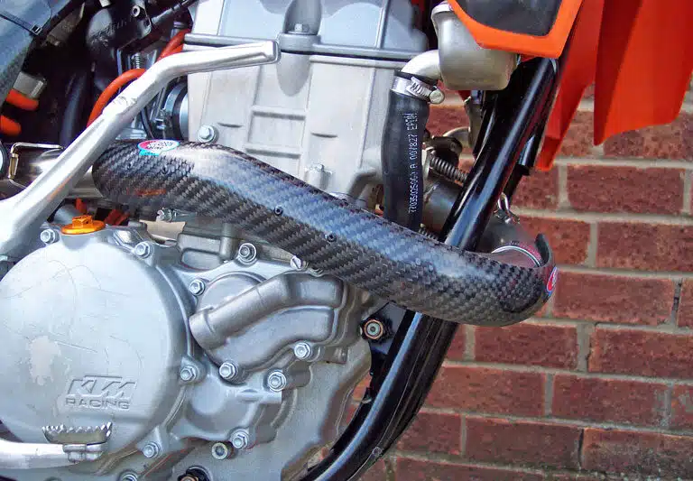 Pro Carbon uitlaatbocht bescherming KTM SX-F 250 2006-2007 ( voor originele uitlaatbocht )
