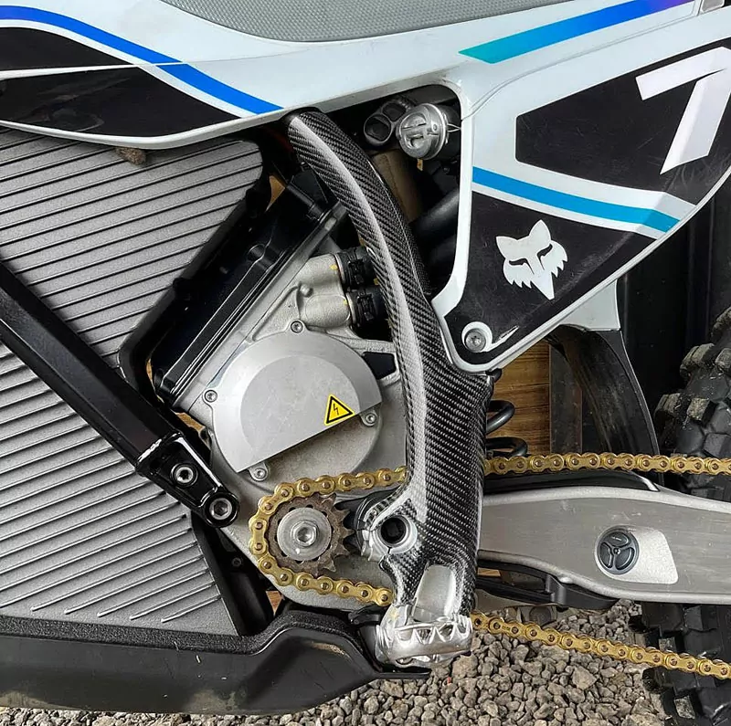 Pro Carbon framebeschermers ( lang ) Stark Future Varg ( varg met voetrem ) - Afbeelding 2