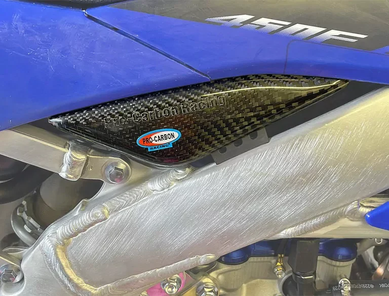 Pro Carbon tank cover set Yamaha YZ 250F 2024- & YZ 450F 2023-