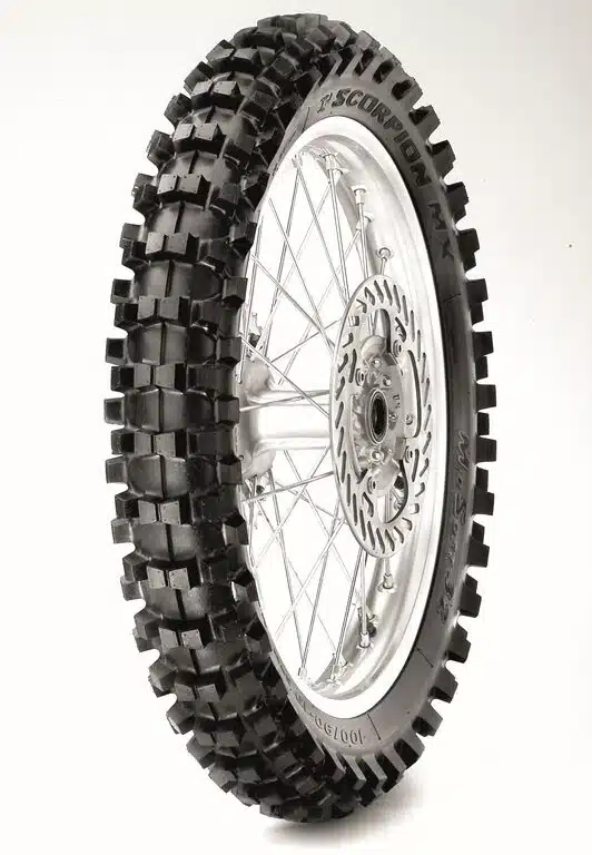 Pirelli Scorpion MX 32 Mid Soft Achterband 110/90-19