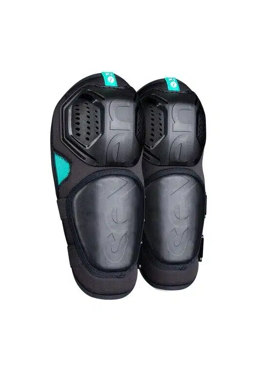 Seven Particle Pee Wee Jeugd ( voor de allerkleinste ) Kniebeschermers ( 1 maat / one size ) Zwart 2023 Collectie